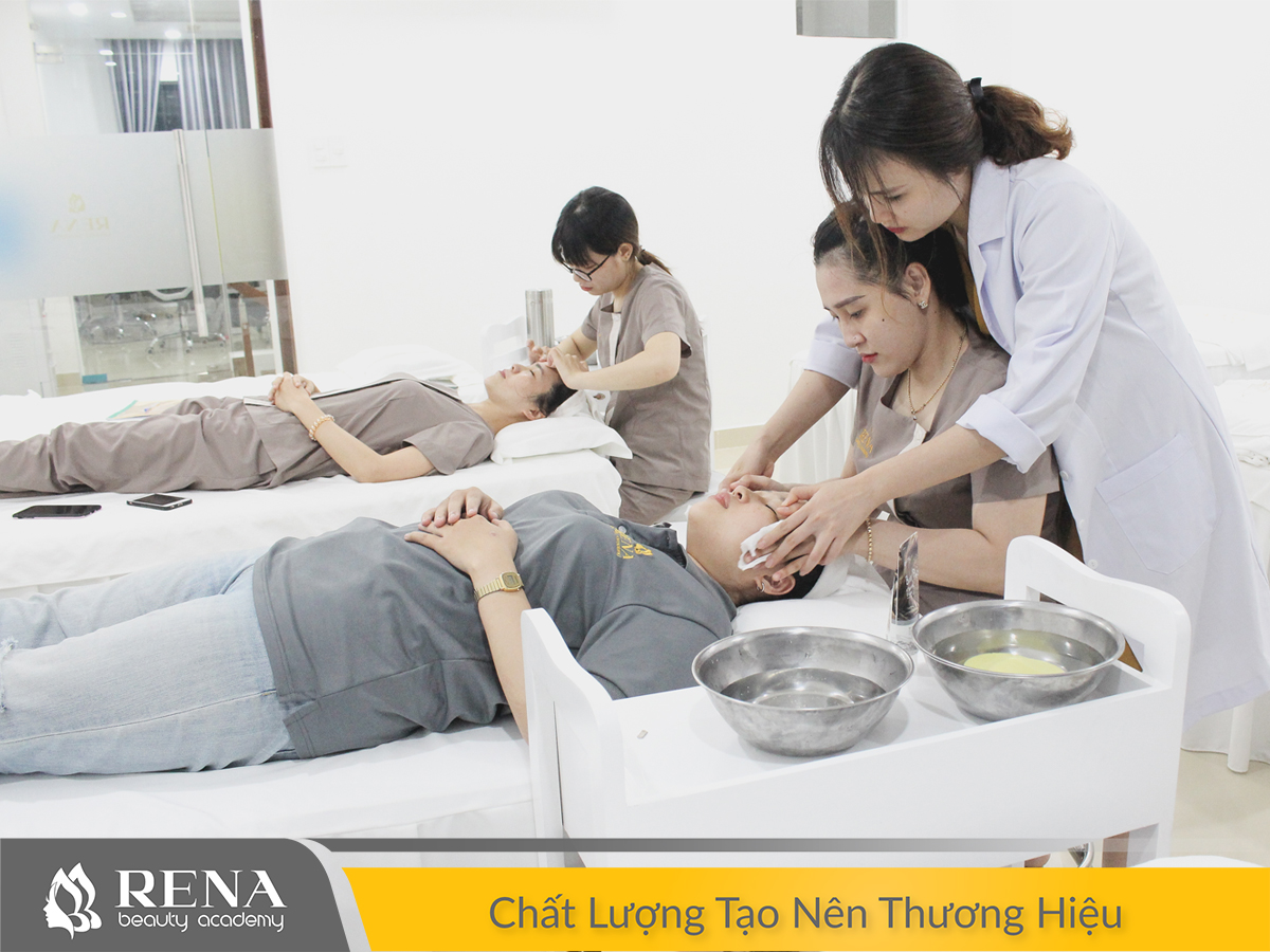 Trung tâm dạy nghề spa uy tín tại TPHCM – Rena Beauty Academy